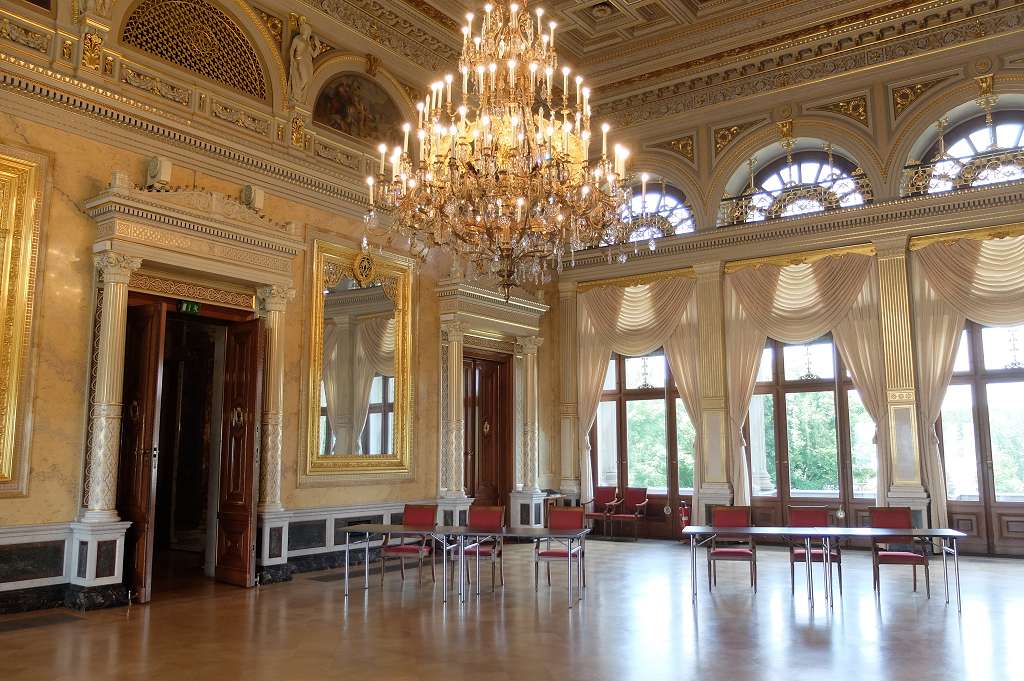 Schloss Albrechtsberg, Kronensaal, Dresden